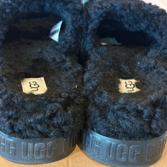 UGG Flufflita Black Slide Shoe, 7 - Picture 7 of 15